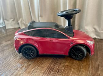 Tesla Model Y Radio Flyer Ride On