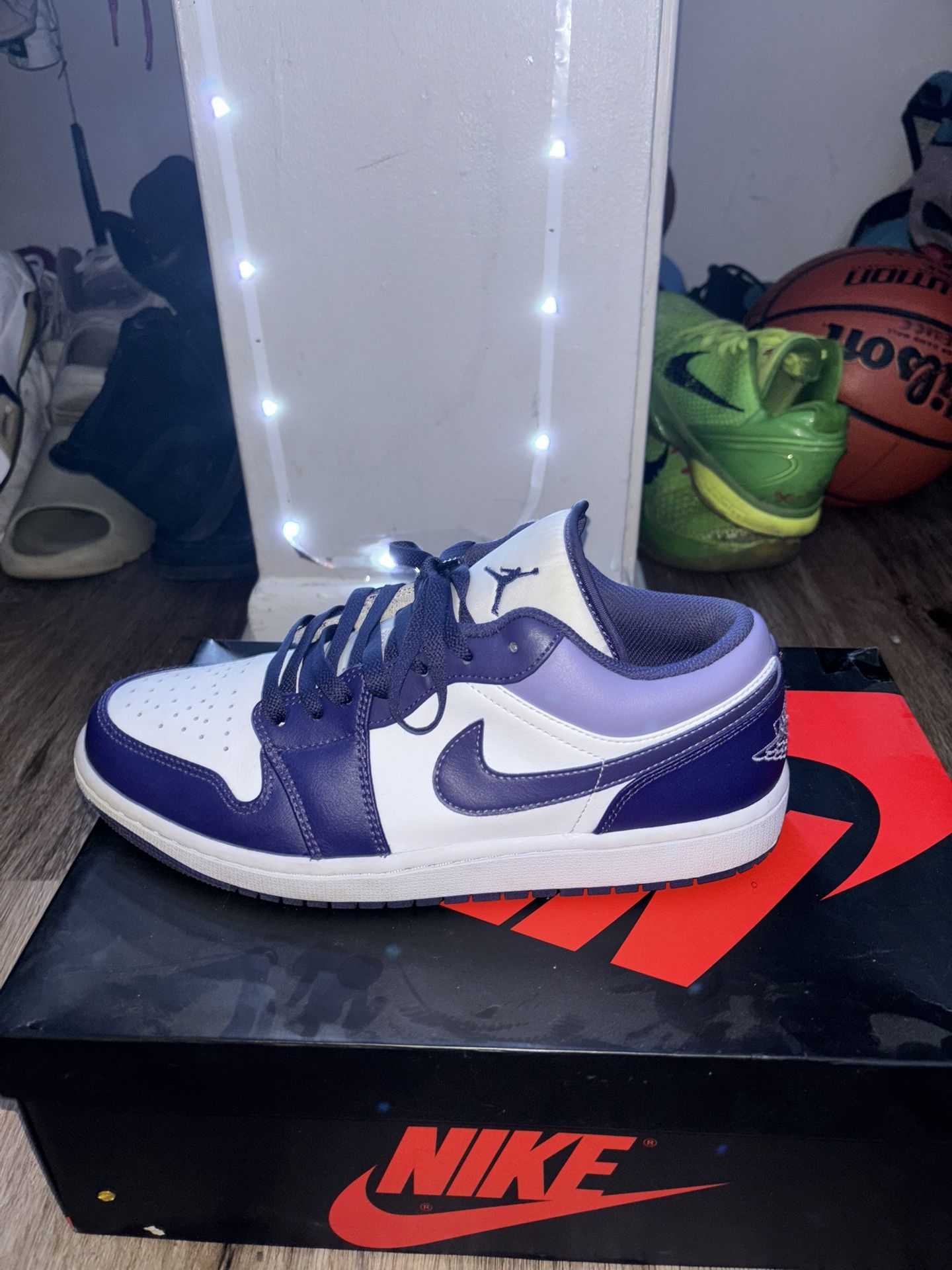 jordan 1 low sky J purple