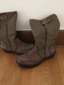 Women’s leather/suede boots