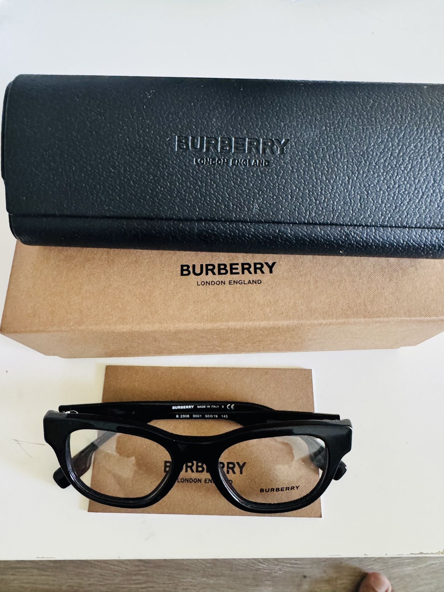 Sunglasses BURBERRY