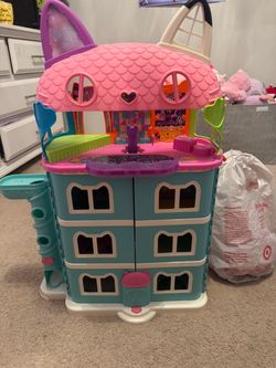 Gabby’s Dollhouse
