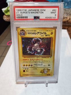 Pokemon Card 1998 Lt.Surges Magneton Graded Holo