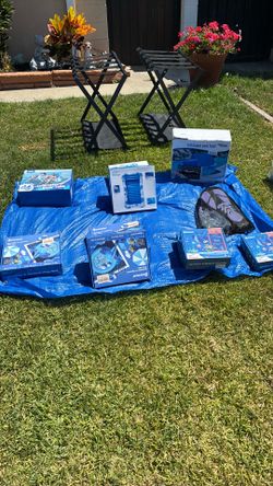 Inflatable mat with water sprinkle