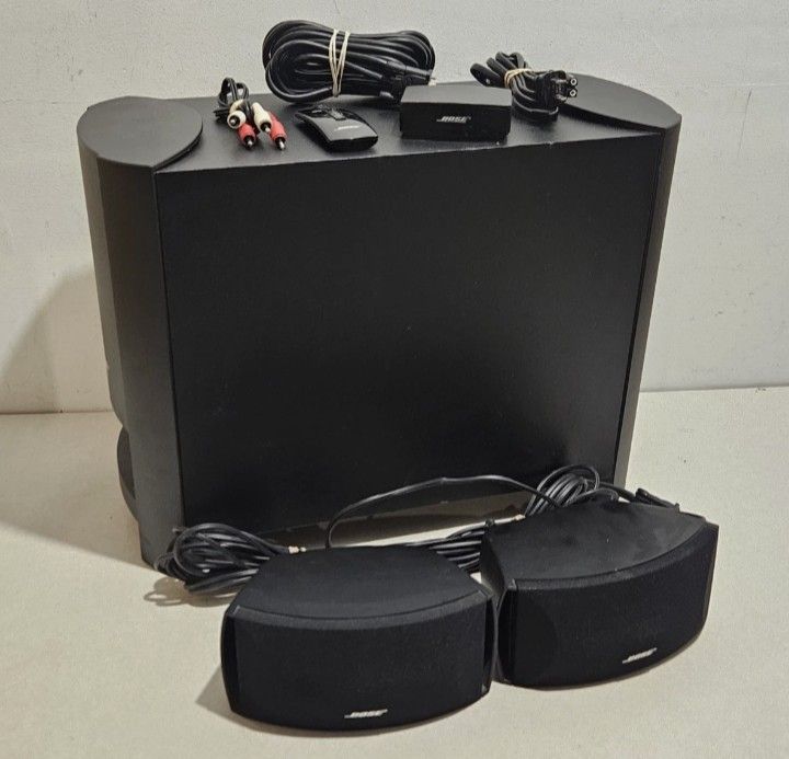 Complete Bose CineMate ii Home Theater System