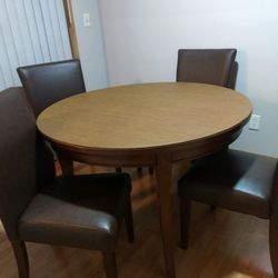 Studio one dinette set from value city furniture