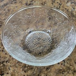 7" Glass Serving Bowl, Floral Pattern