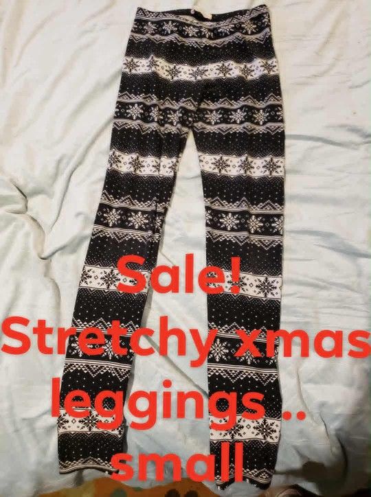 🩷 Xs Snowflake ❄️ Leggings - Still Available