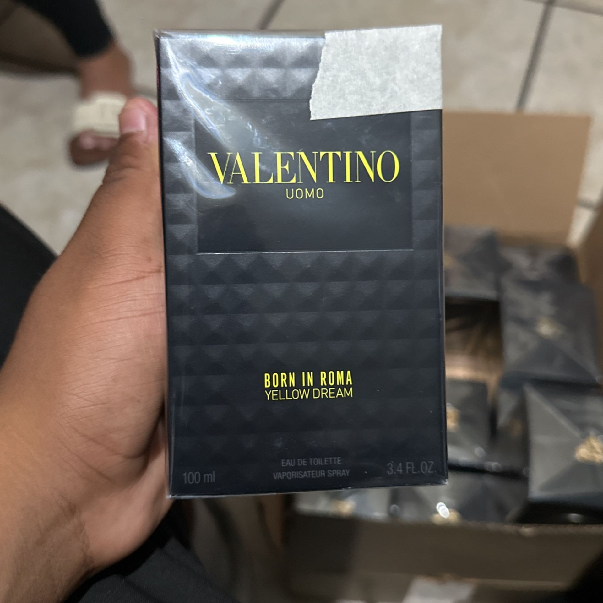 Valentino Uomo Born In Roma Yellow Dream