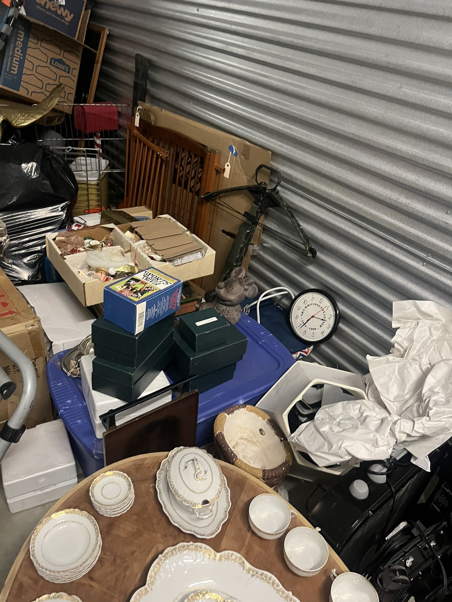 Storage Unit Content 