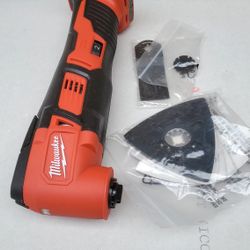 Milwaukee M18 Multi-herramienta NUEVO!!!! Milwaukee M18 Multi-tool NEW!!!