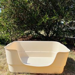 Low Step Litter Box