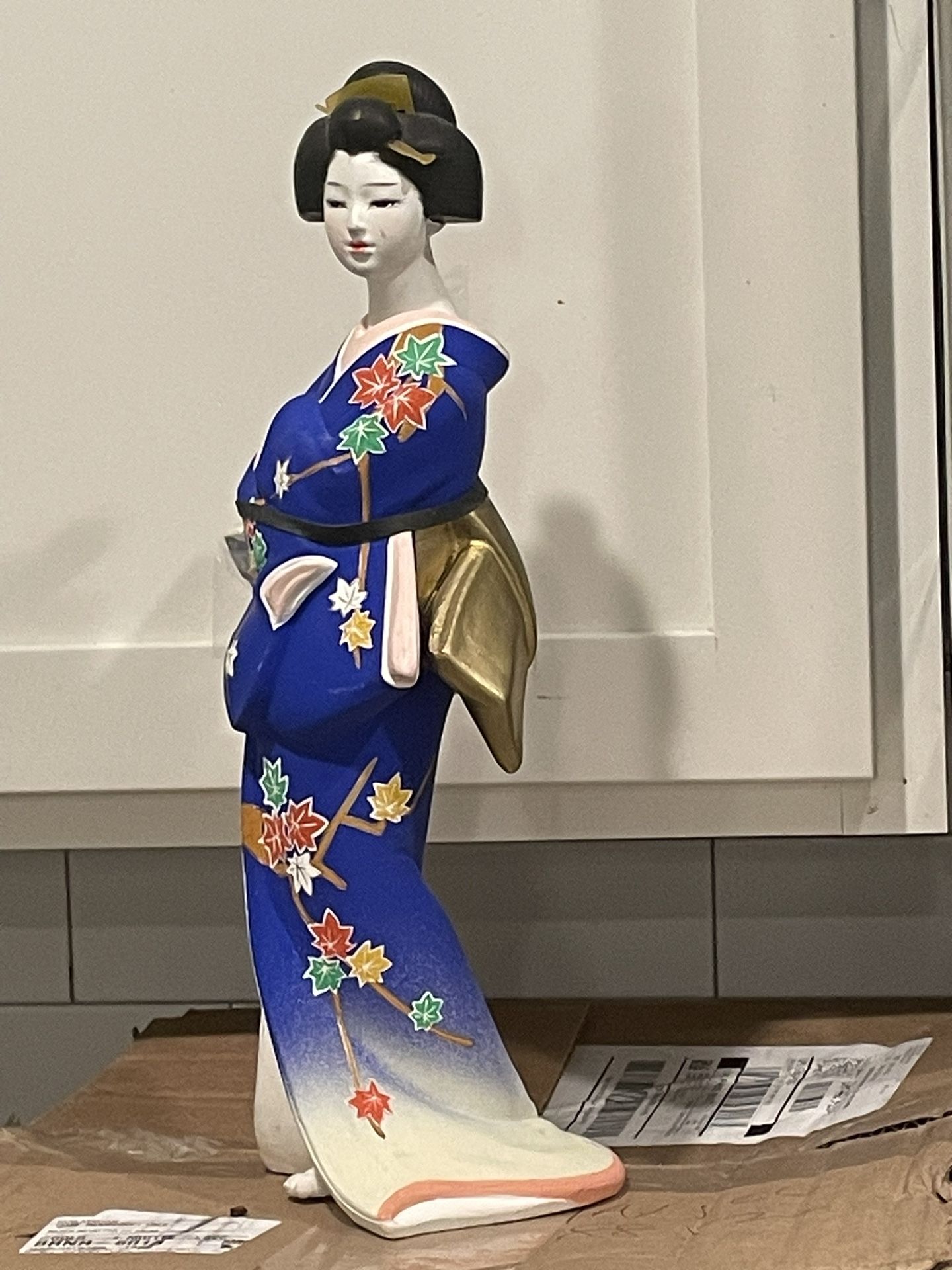 Hakata Bisque Dolls The Maidens Of Shiki Ori Ori "Maple Leaf - Maiden Of Fall"