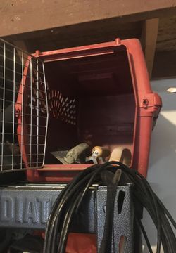 Dog crate