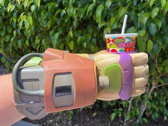 Buzz Lightyear Gauntlet With Cup Holder And Laser Light