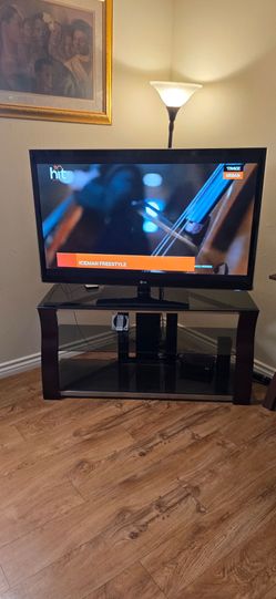 55 inch TV ( LG) ( 2011).