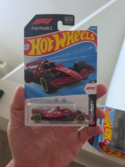 Hot Wheels Formula 1 Ferrari Die-Cast Car