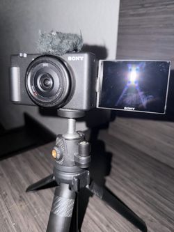 Sony ZV-1 F brand new