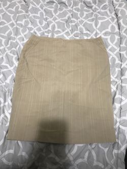 Women’s/teens pencil skirt beige - size 11/12