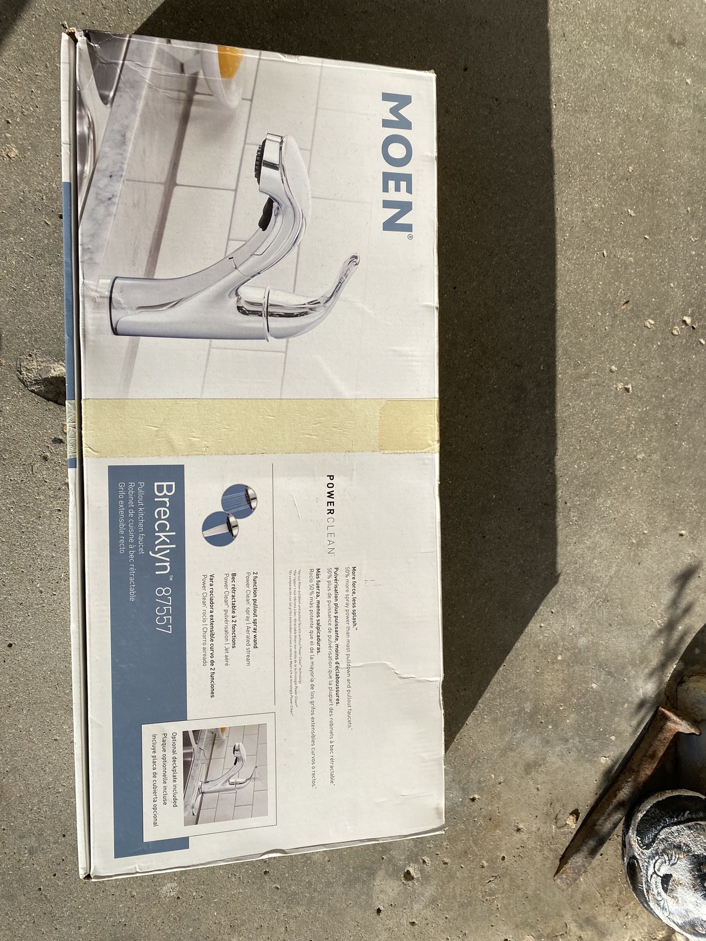 (New Never Used) Pullout Kitchen Faucet