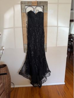 Black prom dress