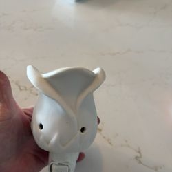 Free Scentsy Plug In. 