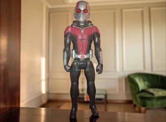 Marvel - Ant Man - Action Figure Doll