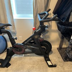 Peloton Bike+