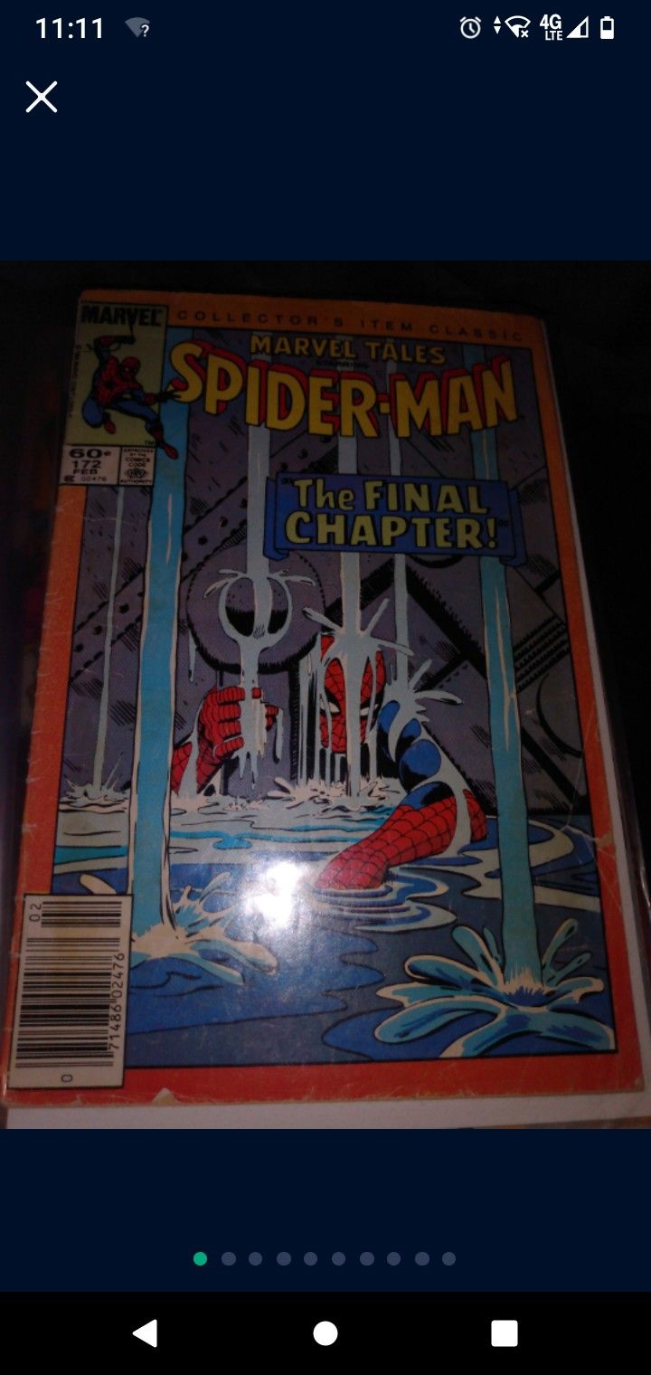 Memorabilia Cards and comic books