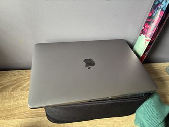 2019 MacBook Pro touchbar for parts