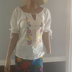 Blusa Bordada Blanca