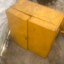 Metal Wall Cabinet 