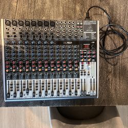 Behringer X2222 USB Mixer/Interface