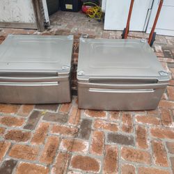 LG Washer And Dryer Pedestals 