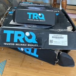 GMC Chevy TRQ Rear Rotors & Pads