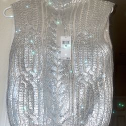 womans Sweater/turtleneck top(size M)