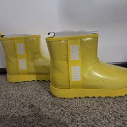 Ugg Classic Mini Yellow Size 8
