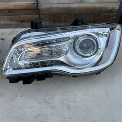 HID Chrysler 300 Headlights 