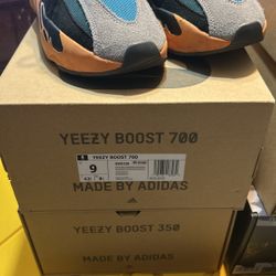 Yeezy 700