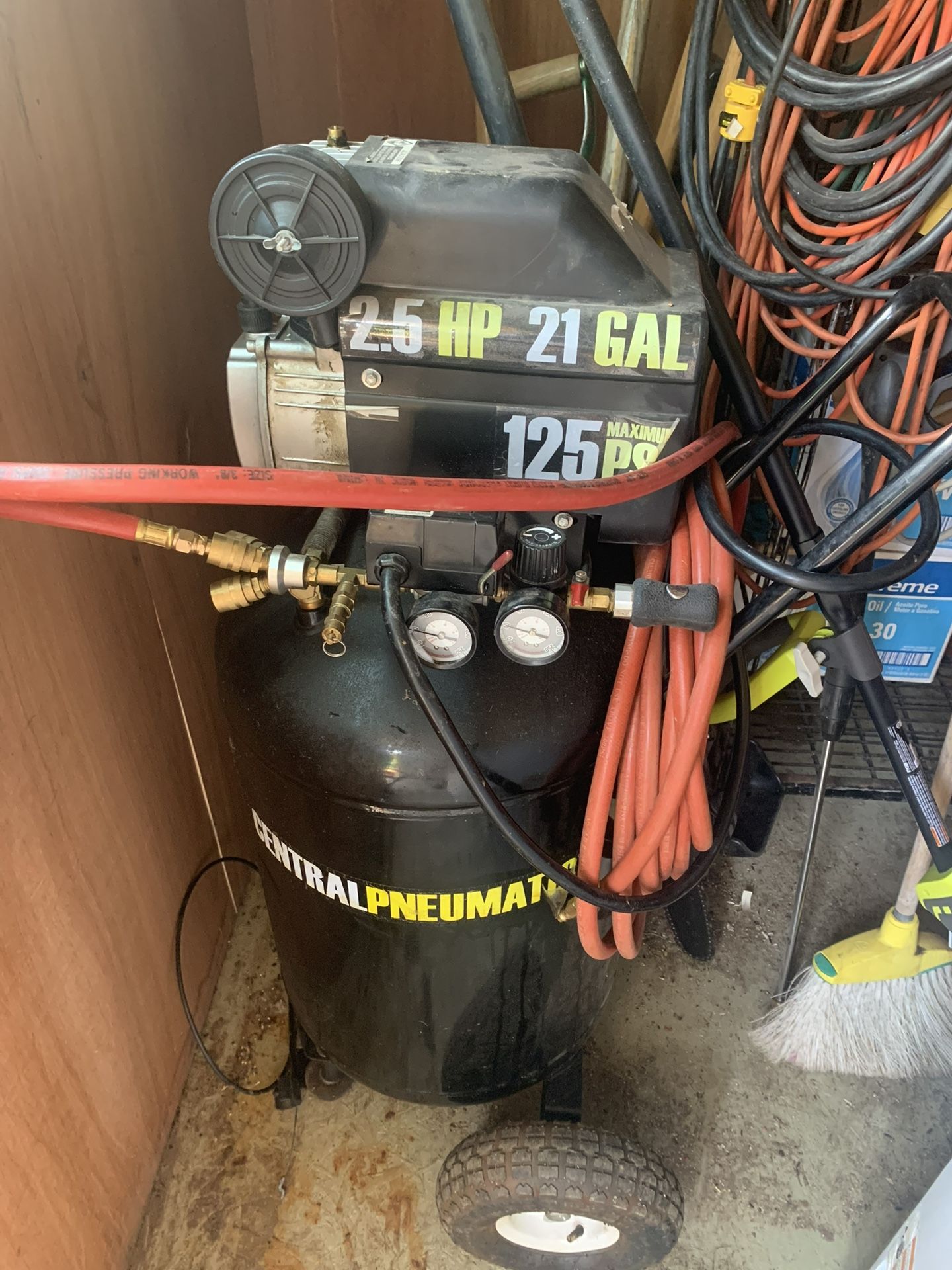 Air Compressor $200