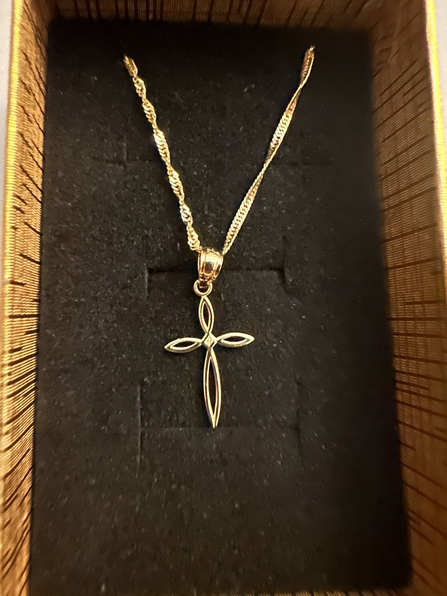 10k Gold Chain And Cross Pendant
