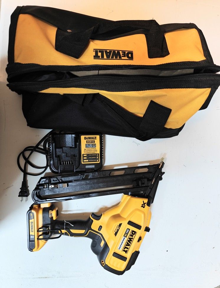 DeWalt 15