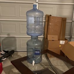 Water Jar With Tap