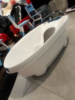 Baby bathtub