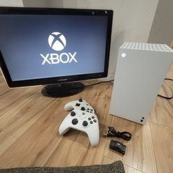 XBOX ONE S SERIES X ROBOT WHITE EDITION WITH 2 WIRELESS CONTROLLERS 