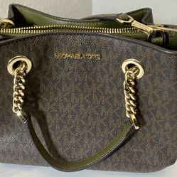 Michael Kors purse