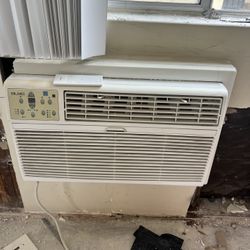Wall Unit AC