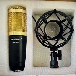 Neewer NW-800 condenser microphone with shock mount