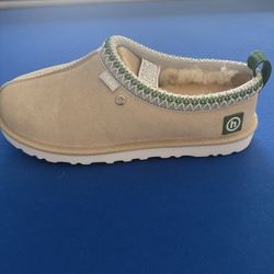 UGG Tasman Hardware Slipper