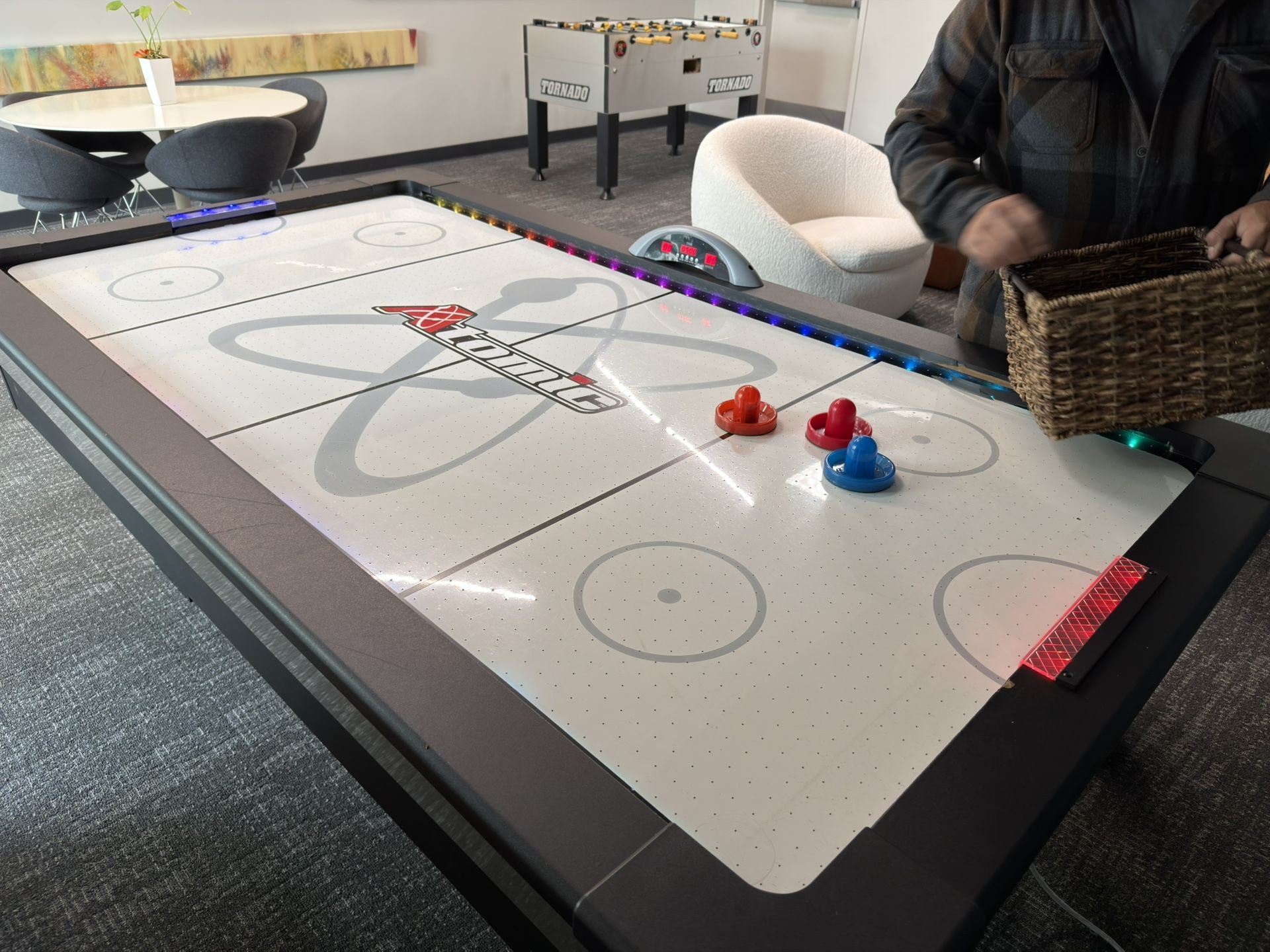 Air Hockey Table