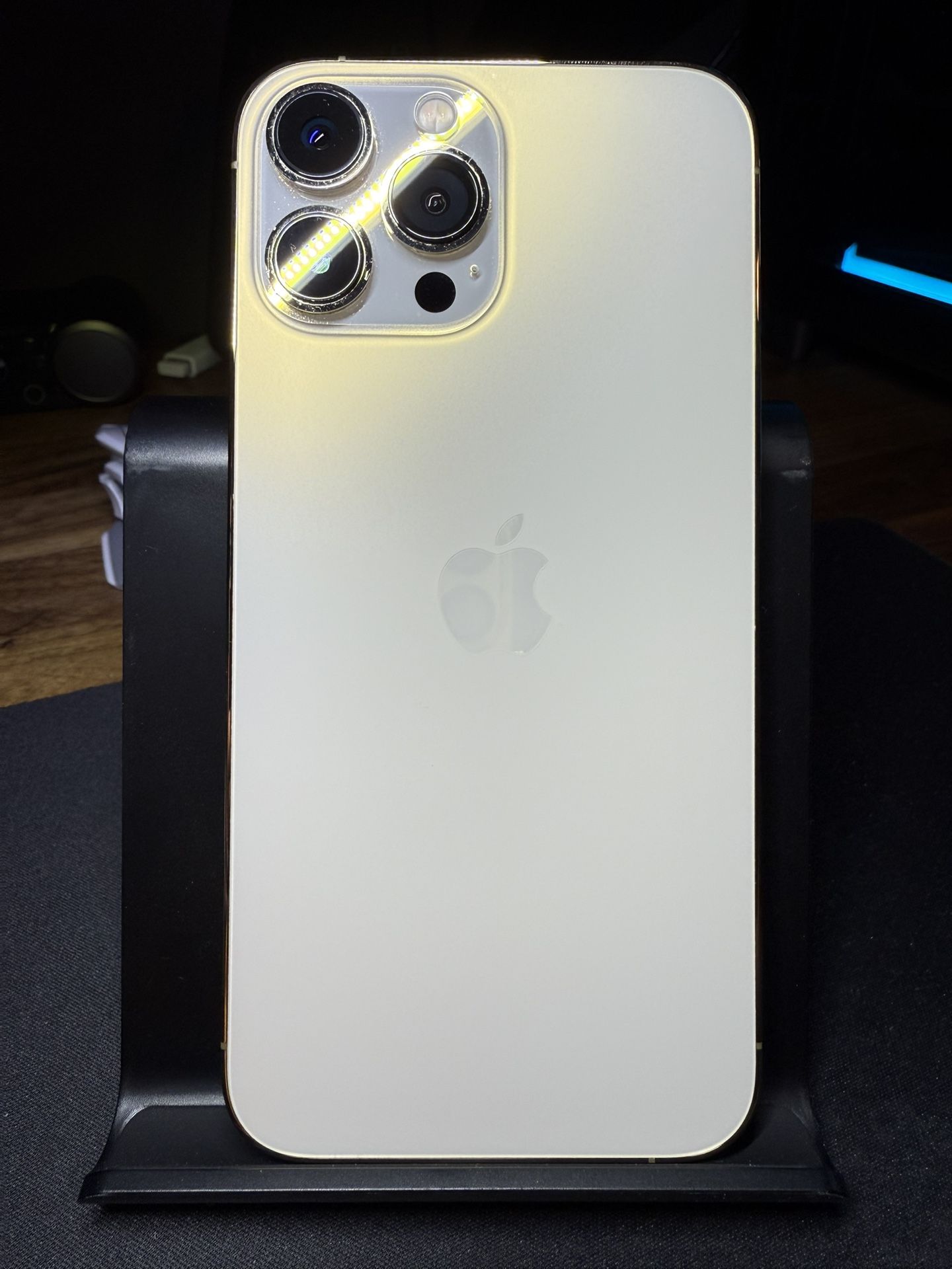iPhone 13 Pro Max 1TB Unlocked